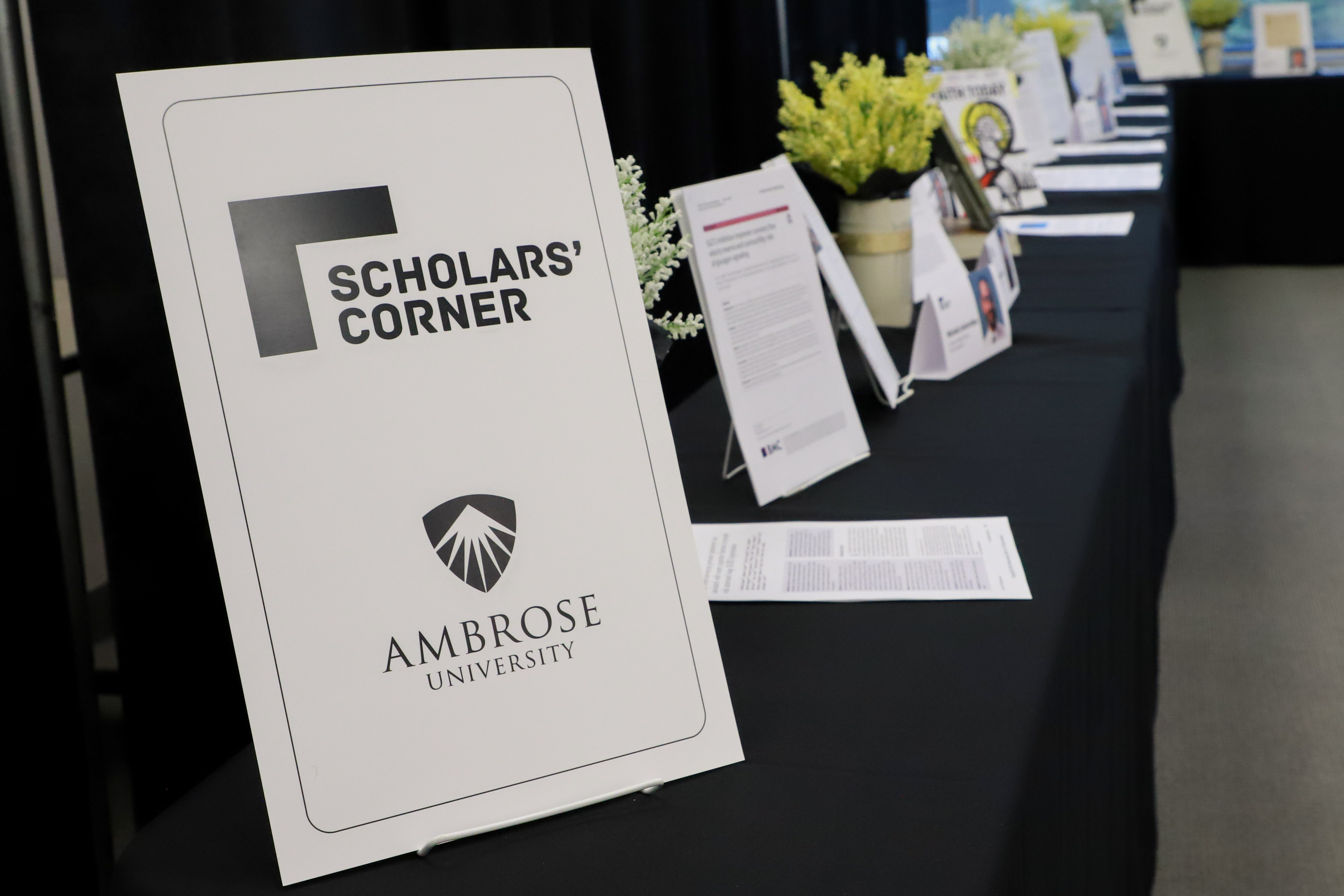 Scholars Corner Research Table