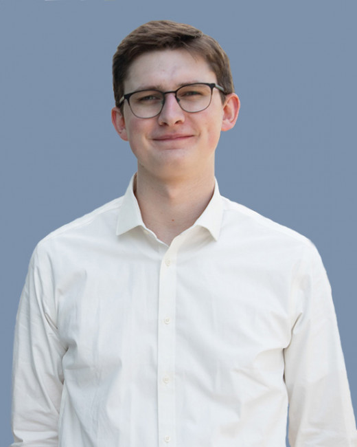 Nathan Snow Headshot 